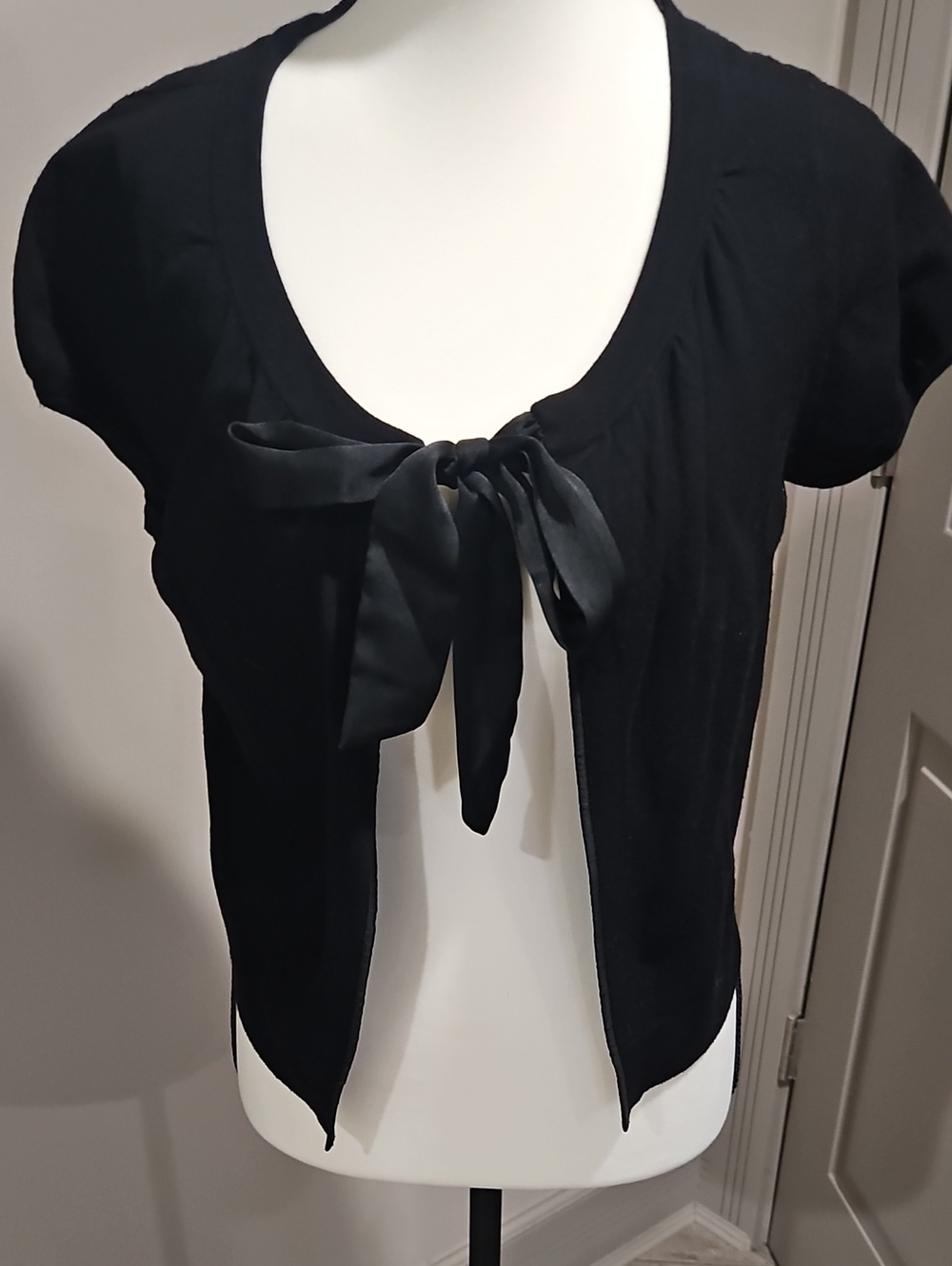LOFT Black Short Sleeve Tie-Front Bolero